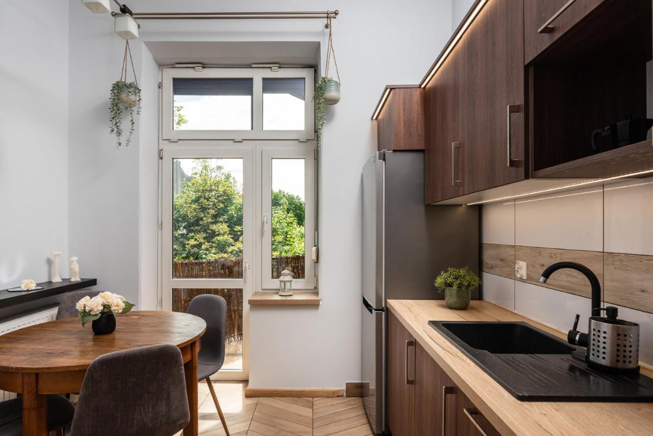 Classy Old Town Apartment - By Upstairs Krakow Luaran gambar