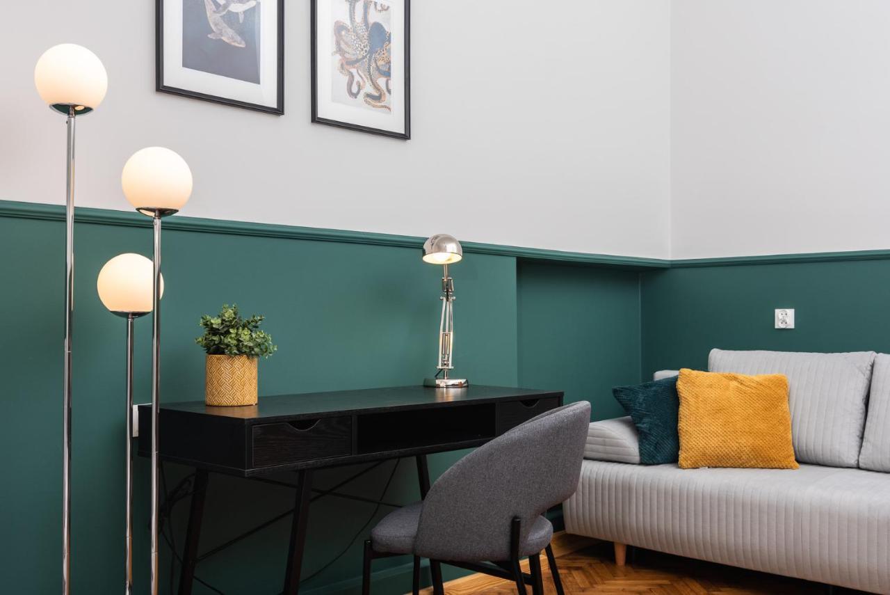 Classy Old Town Apartment - By Upstairs Krakow Luaran gambar